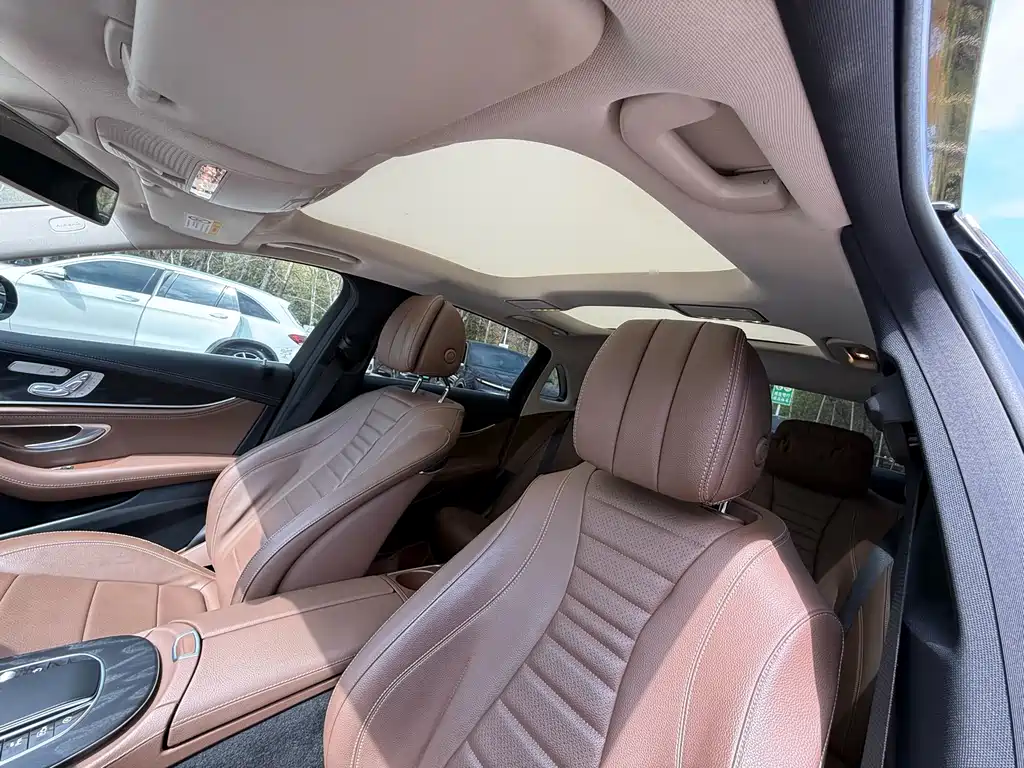 Mercedes-Benz Mercedes-Benz E-Class 2019 Model Year Facelift E 300 L Sport Style 2019 - thumbnail 8