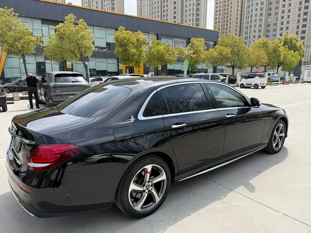 Mercedes-Benz Mercedes-Benz E-Class 2019 Model Year Facelift E 300 L Sport Style 2019 - thumbnail 11