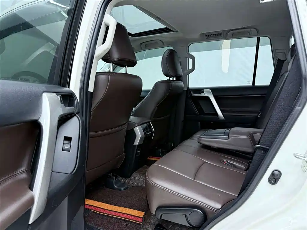 Toyota Toyota Prado 2018 3.5L Automatic TX 2020 - thumbnail 16