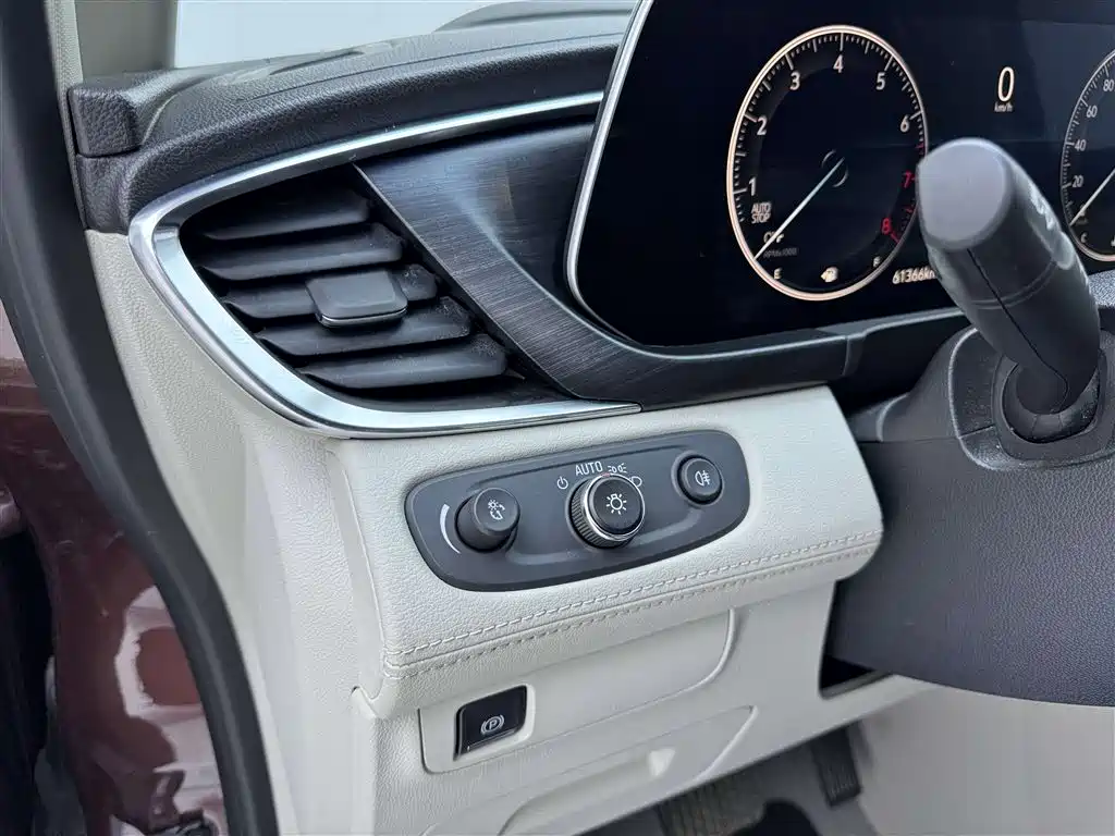 Buick Buick GL8 2023 ES Landmark Comfort Edition 2023 - thumbnail 8