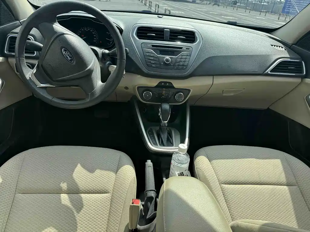Ford Ford Focus 2017 Facelift 1.5L Automatic Comfort Edition 2017 - thumbnail 6