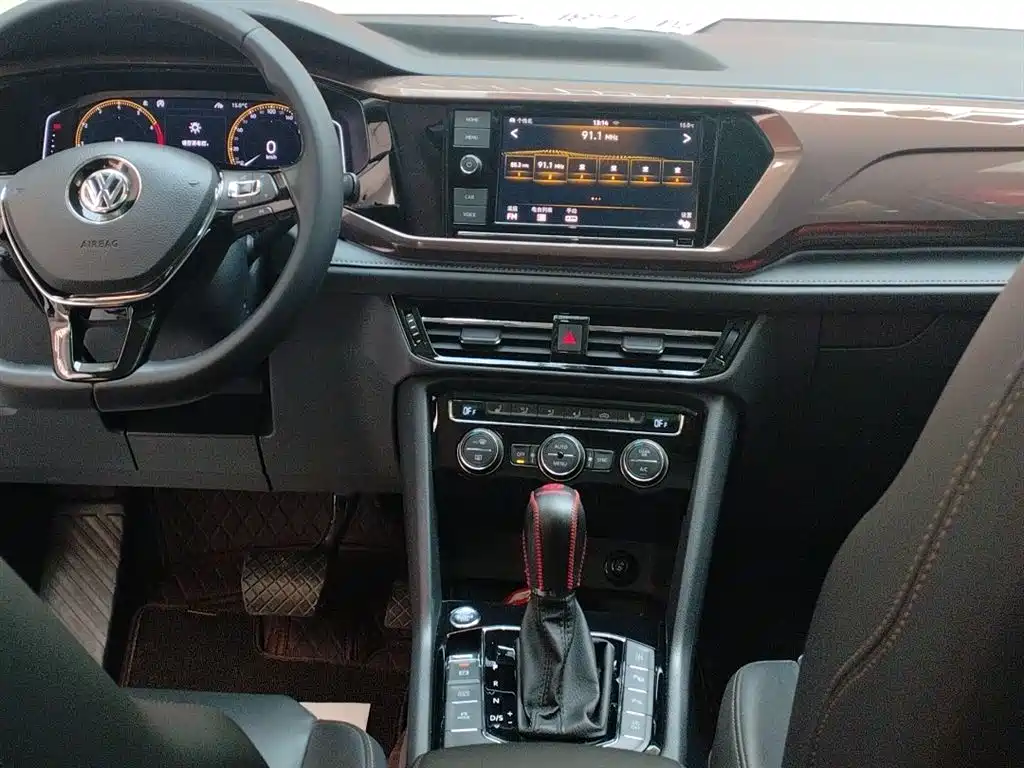 Volkswagen Tharu 2019 280TSI 2WD Flagship Edition VI 2020 - thumbnail 8