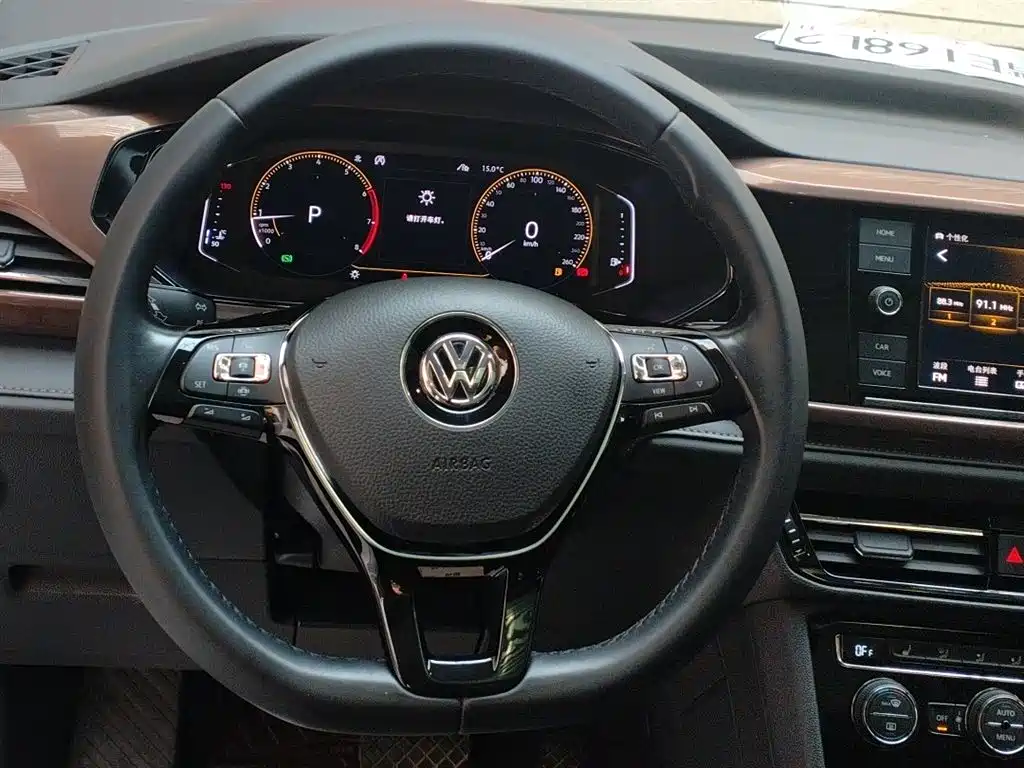 Volkswagen Tharu 2019 280TSI 2WD Flagship Edition VI 2020 - thumbnail 9