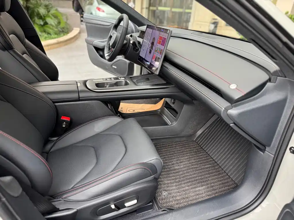 Xiaomi Automobile Xiaomi SU7 2024 Rear-Wheel Drive Ultra-Long Range High-End Intelligent Driving Pro Version 2025 - thumbnail 5