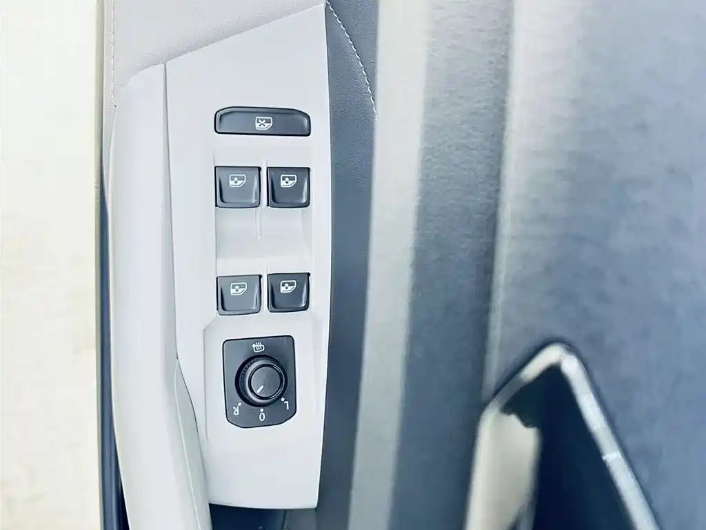 Volkswagen Tharu 2026 New Sharp 1.5L Sharp Edition 2026 - thumbnail 21