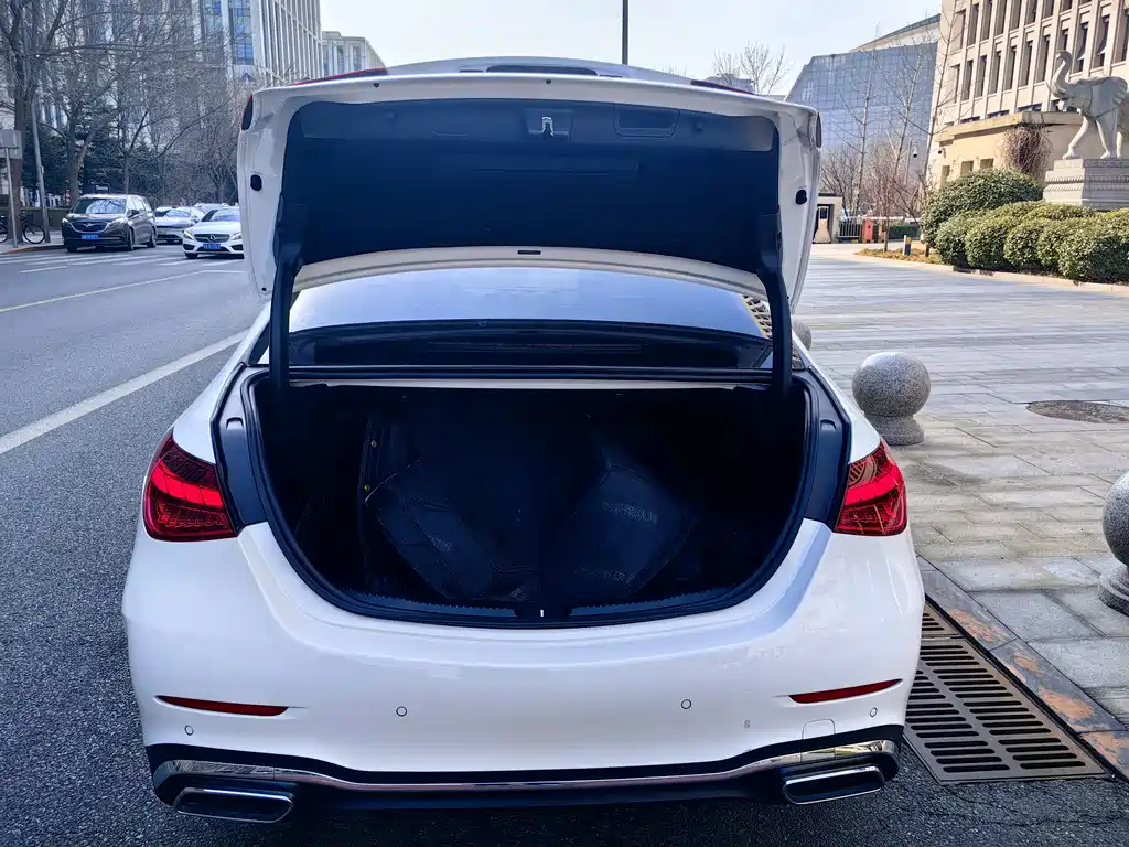 Mercedes-Benz Mercedes-Benz C-Class 2022 C 200 L Sport Edition 2022 - thumbnail 11