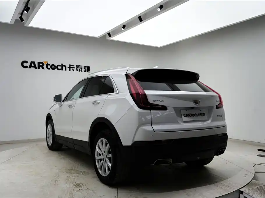 Cadillac Cadillac XT4 2021 28T FWD Technology Edition 2021 - thumbnail 7