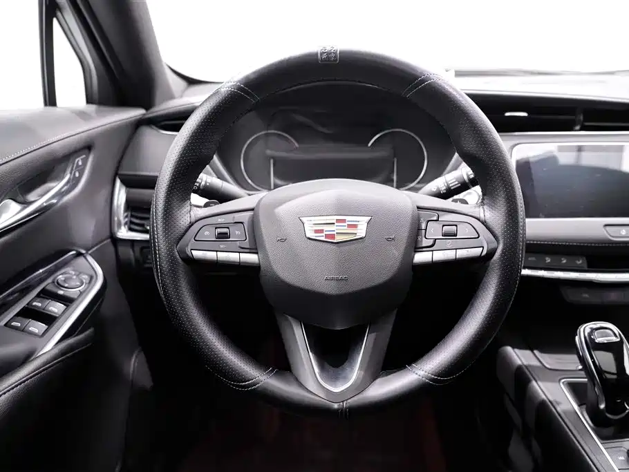 Cadillac Cadillac XT4 2021 28T FWD Technology Edition 2021 - thumbnail 18