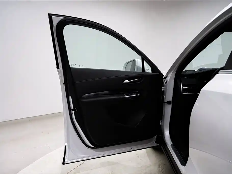 Cadillac Cadillac XT4 2021 28T FWD Technology Edition 2021 - thumbnail 20
