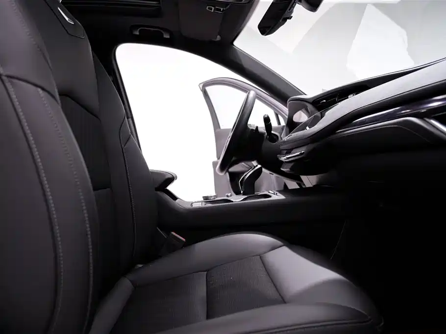 Cadillac Cadillac XT4 2021 28T FWD Technology Edition 2021 - thumbnail 22