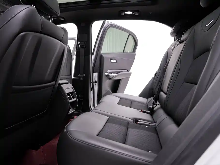 Cadillac Cadillac XT4 2021 28T FWD Technology Edition 2021 - thumbnail 23