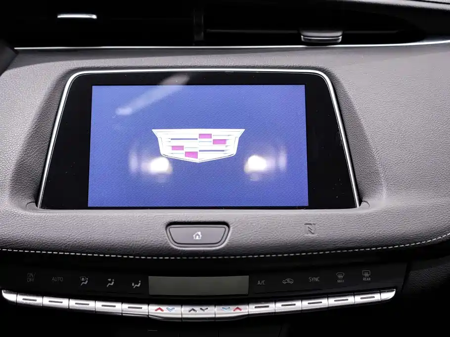 Cadillac Cadillac XT4 2021 28T FWD Technology Edition 2021 - thumbnail 25