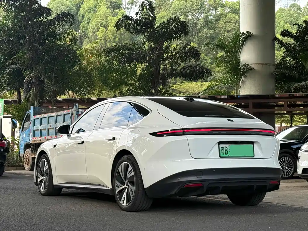 NIO NIO ET5 2022 75kWh 2023 - thumbnail 7