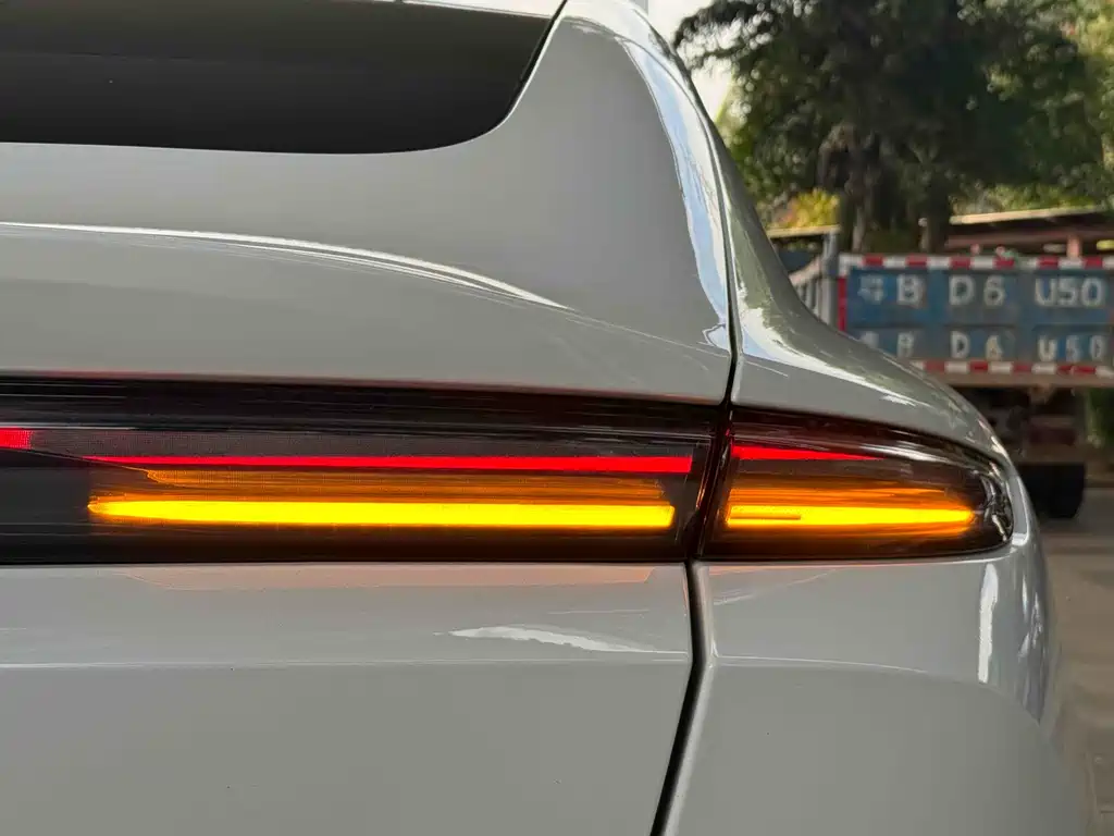 NIO NIO ET5 2022 75kWh 2023 - thumbnail 20