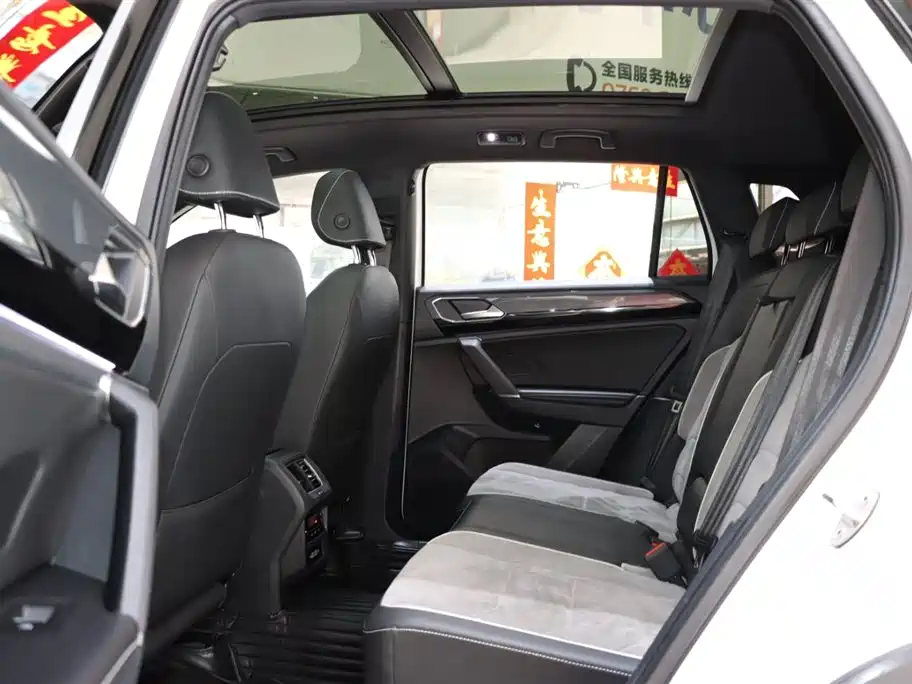 Volkswagen Tayron 2020 380TSI 4Motion R-Line Connected Version 2020 - thumbnail 11