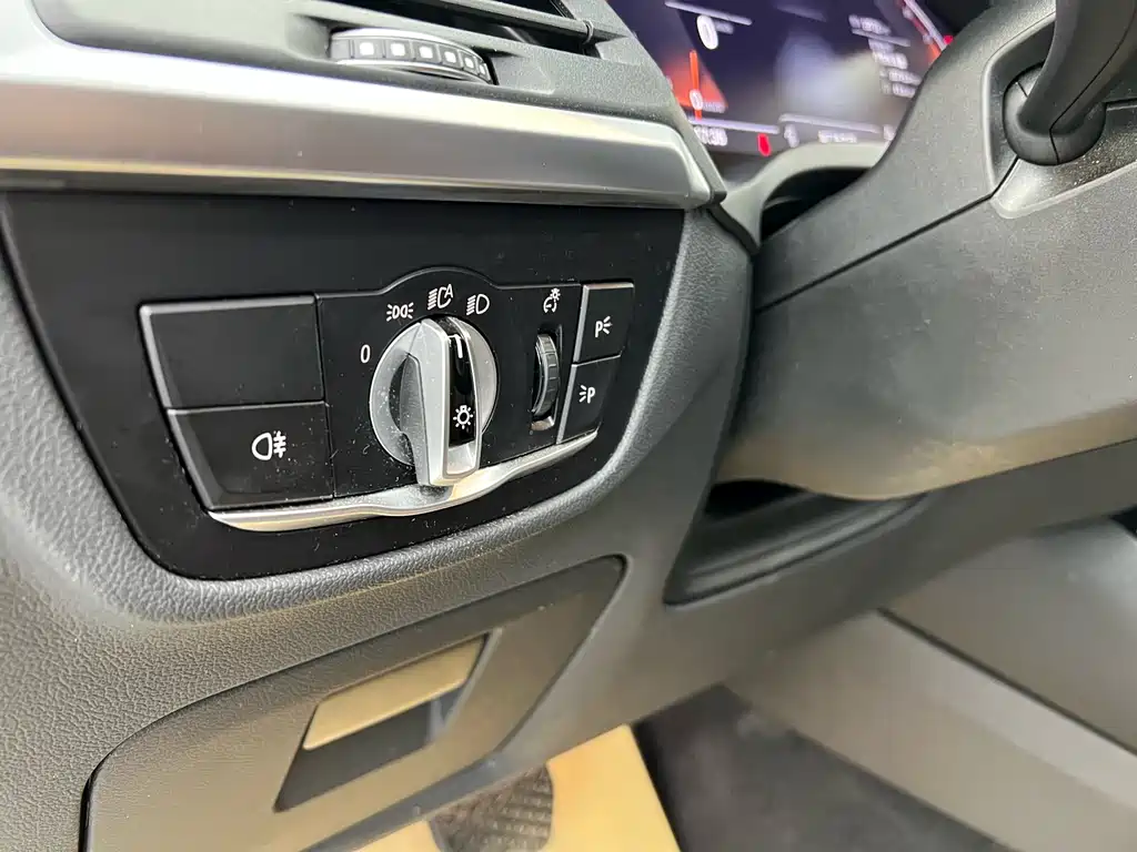 BMW BMW X3 2022 xDrive25i M Sport Package 2023 - thumbnail 4
