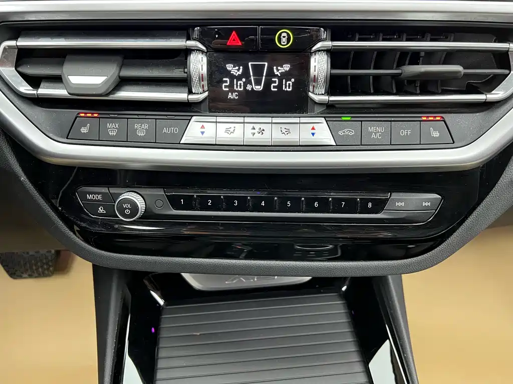 BMW BMW X3 2022 xDrive25i M Sport Package 2023 - thumbnail 13