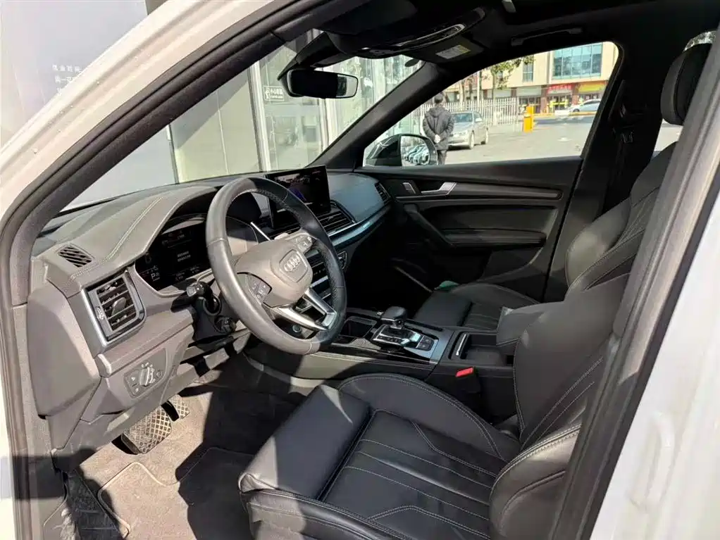 Audi Audi Q5L 2023 40T Premium Dynamic Edition 2024 - thumbnail 3
