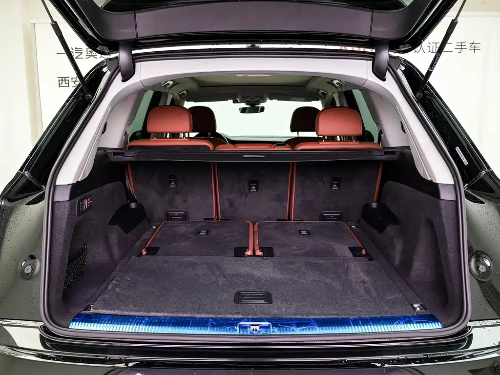 Audi Audi Q7 2020 55 TFSI quattro S line Sport Package 2020 - thumbnail 8