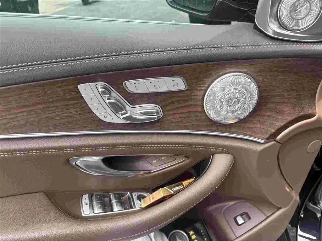 Mercedes-Benz Mercedes-Benz E-Class 2023 E 300 L Fashion Edition 2023 - thumbnail 5