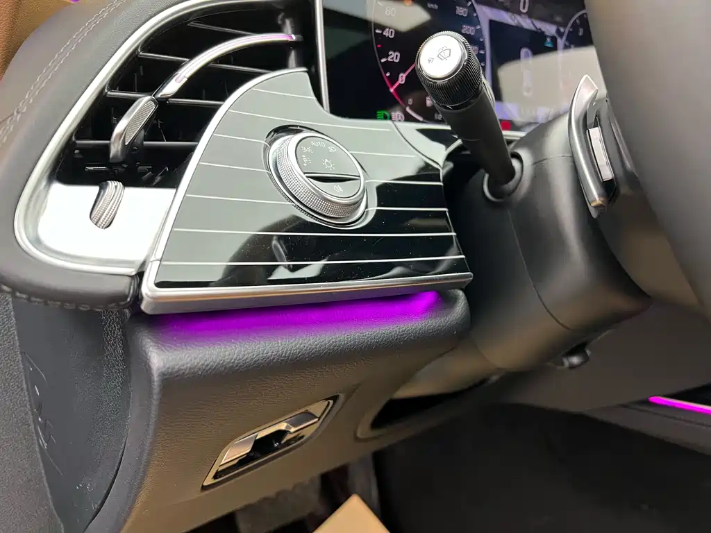 Mercedes-Benz Mercedes-Benz E-Class 2024 Model Year Facelift E 260 L 2024 - thumbnail 6
