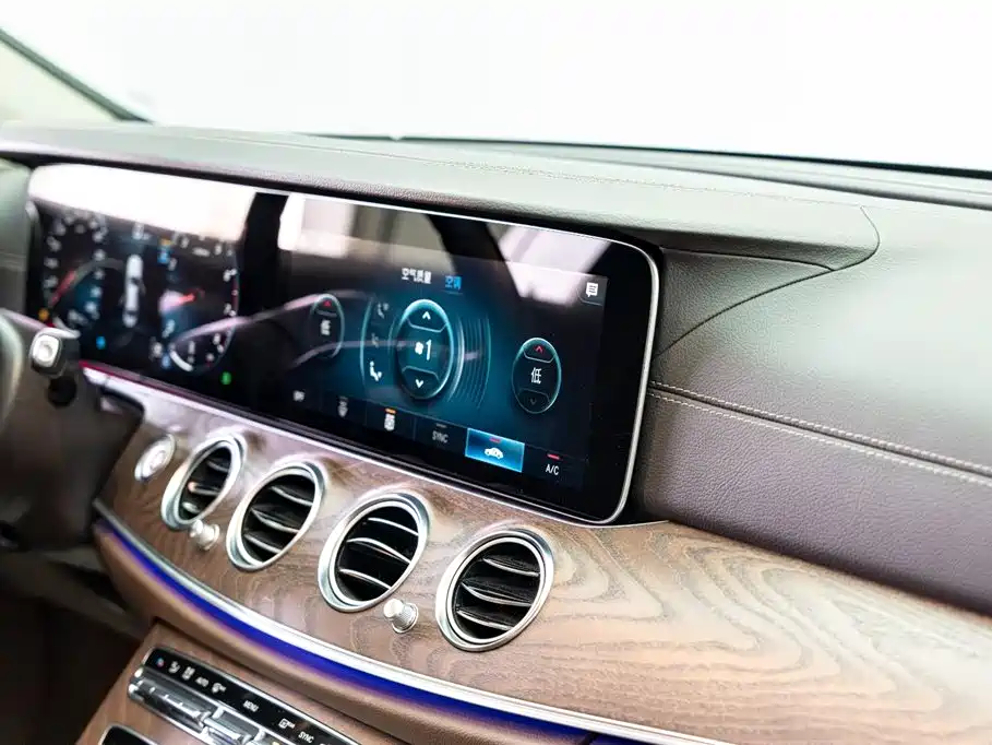 Mercedes-Benz Mercedes-Benz E-Class 2022 E 260 L Sport 2022 - thumbnail 14