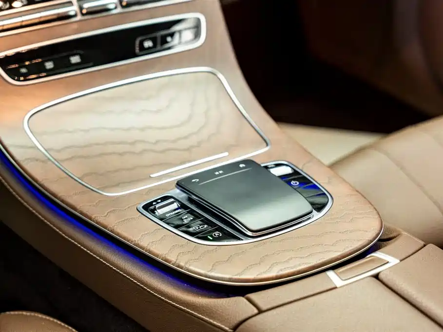 Mercedes-Benz Mercedes-Benz E-Class 2022 E 260 L Sport 2022 - thumbnail 15