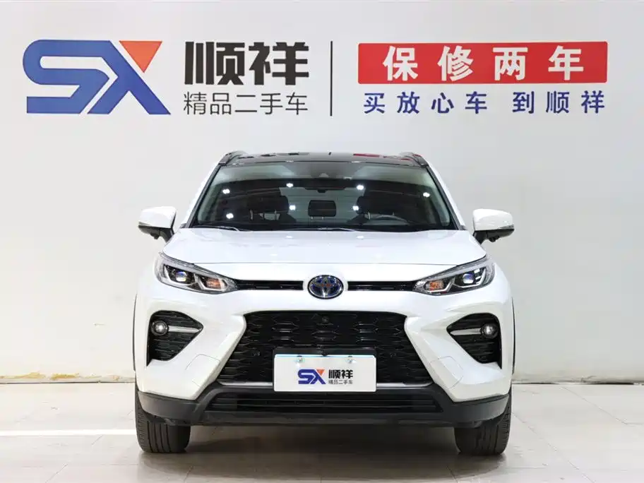 Toyota Venza 2023 Dual Engine 2.5L E-CVT AWD Premium Edition 2023 - thumbnail 2