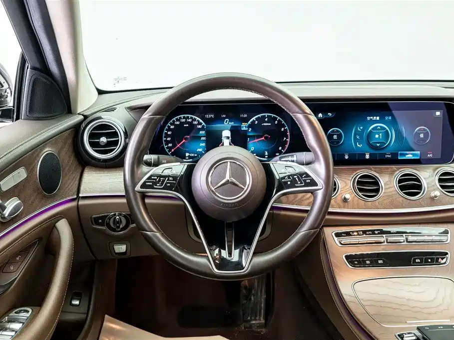 Mercedes-Benz Mercedes-Benz E-Class 2022 E 260 L Sport 2022 - thumbnail 20