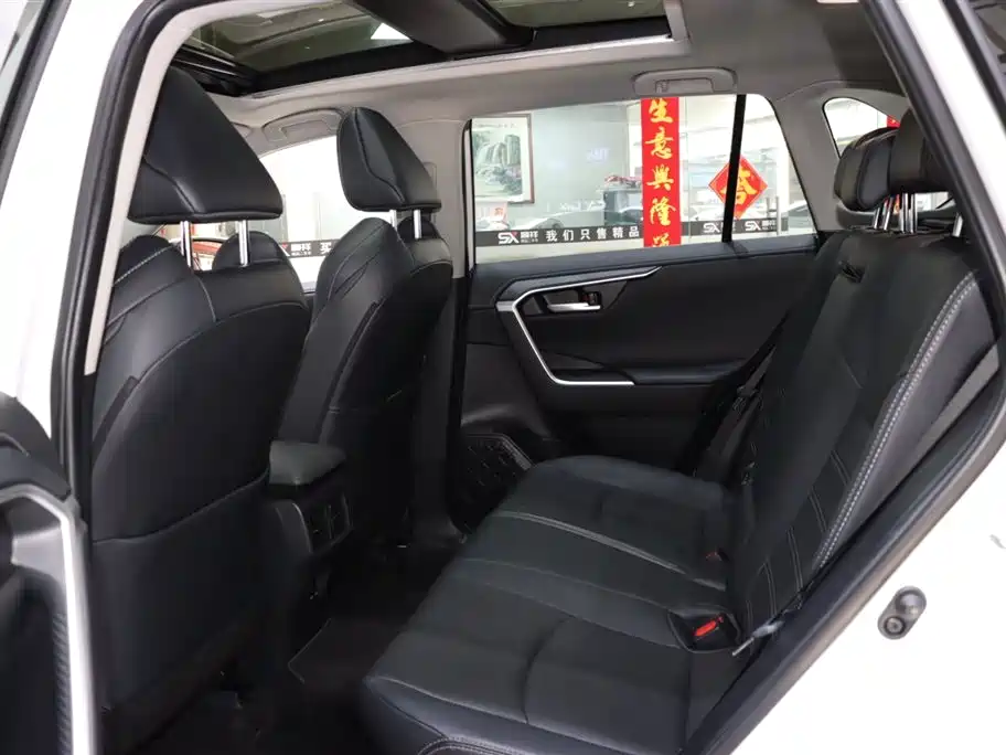 Toyota Venza 2023 Dual Engine 2.5L E-CVT AWD Premium Edition 2023 - thumbnail 11