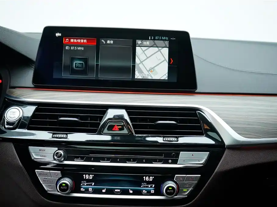 BMW BMW 5 Series 2019 Facelift 530Li M Sport Package 2019 - thumbnail 9