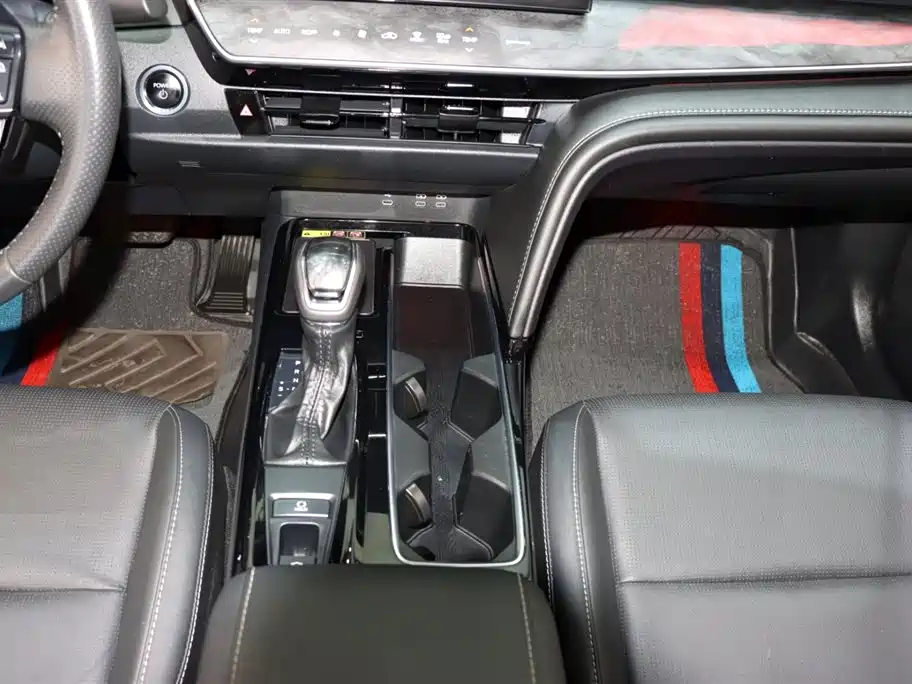 Toyota Toyota Camry 2024 Hybrid 2.0HG Premium Edition 2024 - thumbnail 15
