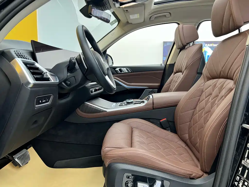 BMW BMW X7 xDrive40i Luxury Package 2023 - thumbnail 8