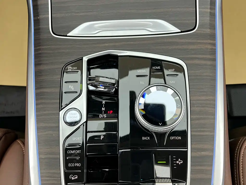 BMW BMW X7 xDrive40i Luxury Package 2023 - thumbnail 14