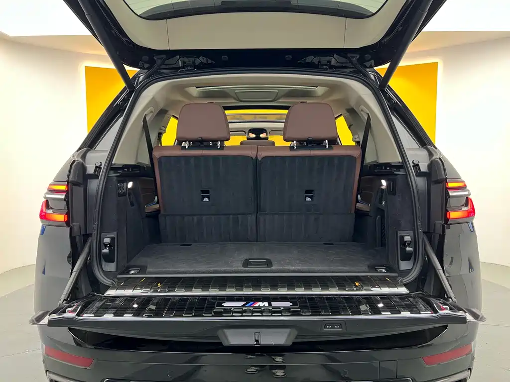 BMW BMW X7 xDrive40i Luxury Package 2023 - thumbnail 30