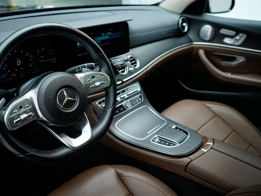 Mercedes-Benz Mercedes-Benz E-Class 2019 Model Year Facelift E 300 L Sport Luxury Edition 2019 - thumbnail 17