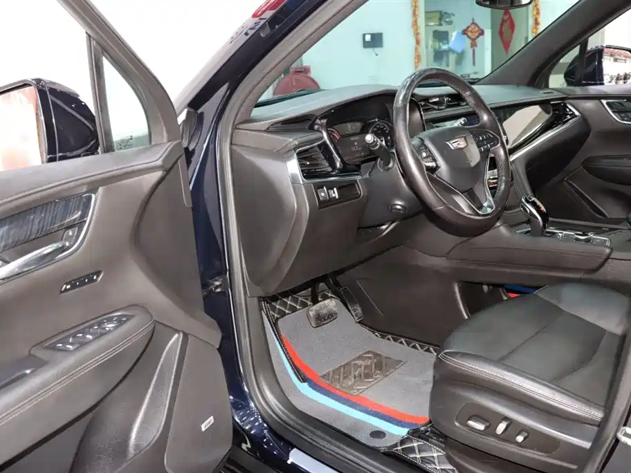 Cadillac Cadillac XT6 2021 2.0T AWD Luxury 7-seater 2021 - thumbnail 9