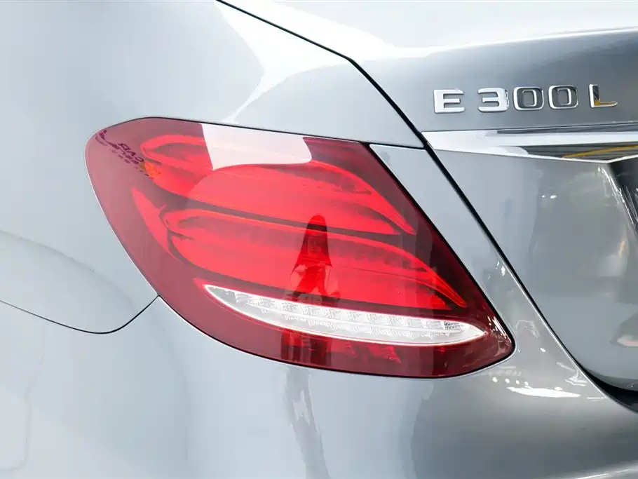 Mercedes-Benz Mercedes-Benz E-Class 2017 E 300 L Sport Fashion Edition 2017 - thumbnail 24