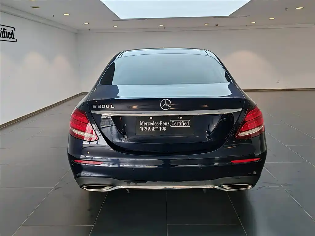 Mercedes-Benz Mercedes-Benz E-Class 2020 E 300 L Sport Fashion Edition 2020 - thumbnail 4