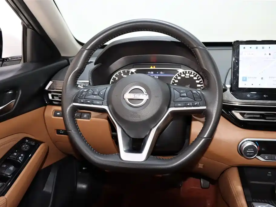 Nissan Nissan Altima 2022 2.0L XL-TLS Premium Edition 2023 - thumbnail 14