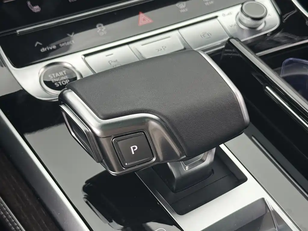Audi Audi Q8 2021 55 TFSI Premium Dynamic Edition 2021 - thumbnail 18