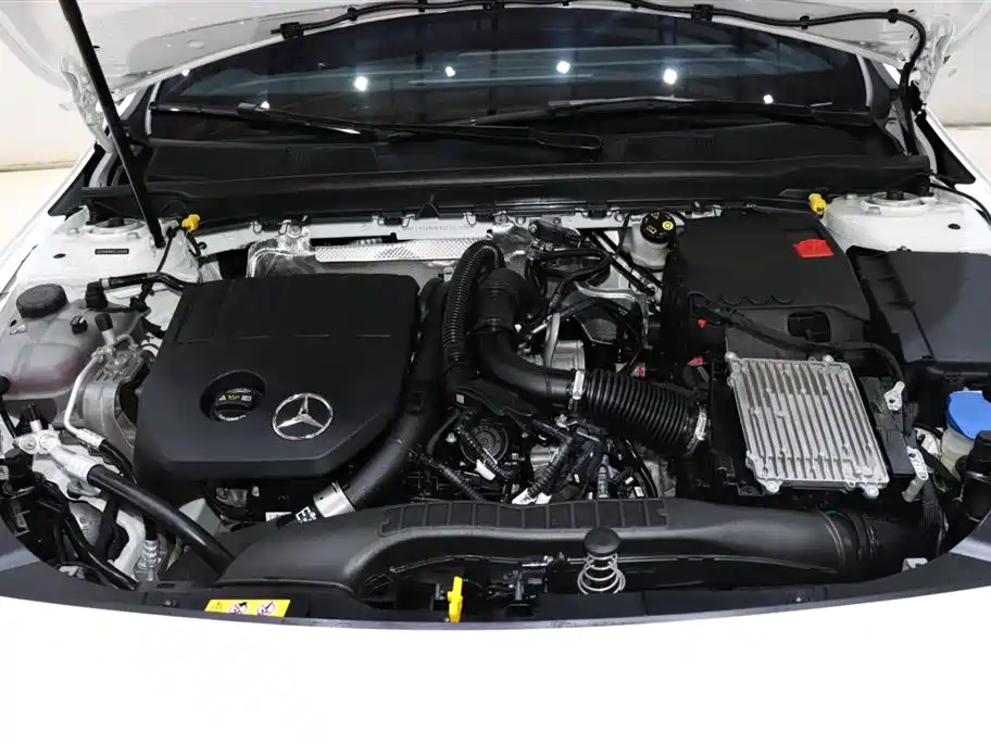 Mercedes-Benz Mercedes-Benz A-Class 2025 A 200 L Fashion Edition 2025 - thumbnail 19