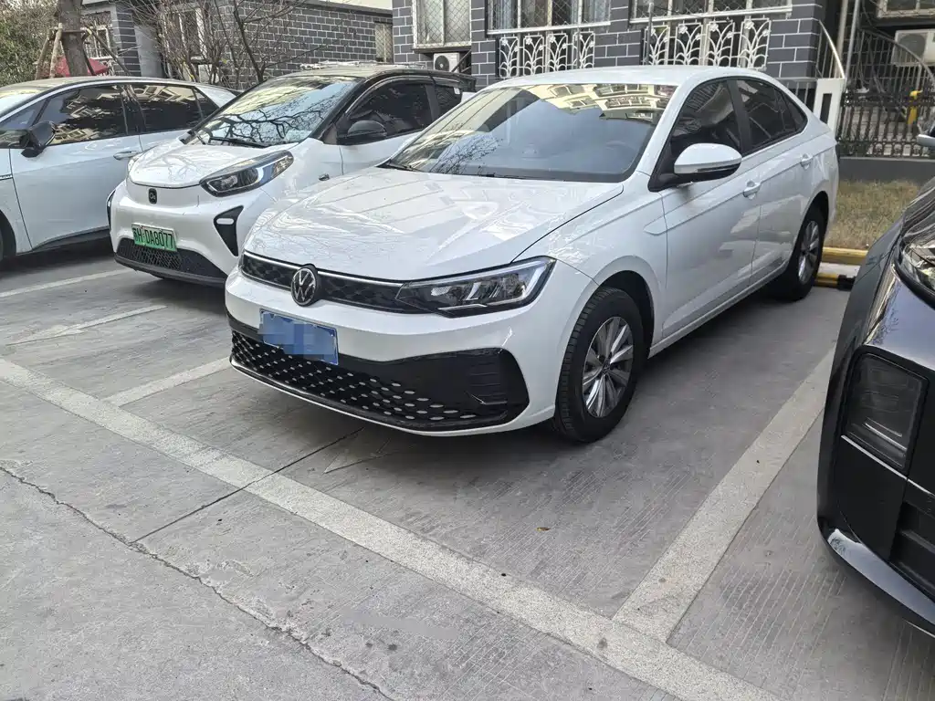 Volkswagen Lavida 2025 New Sharp 1.5L Outstanding New Edition 2025 - thumbnail 2