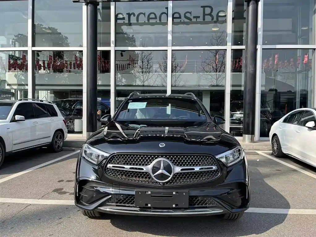 Mercedes-Benz Mercedes-Benz GLC Hybrid 2025 350 e L 4MATIC Collector's Edition 2026 - thumbnail 2