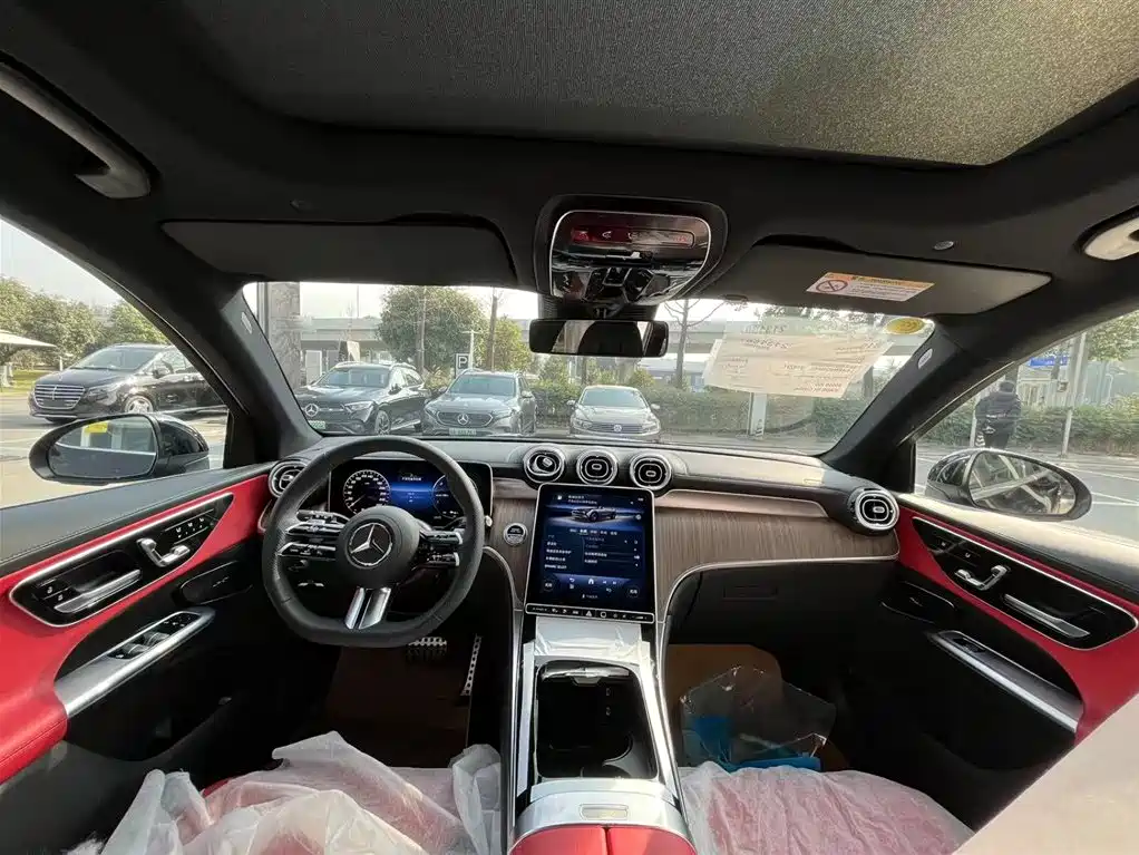 Mercedes-Benz Mercedes-Benz GLC Hybrid 2025 350 e L 4MATIC Collector's Edition 2026 - thumbnail 12