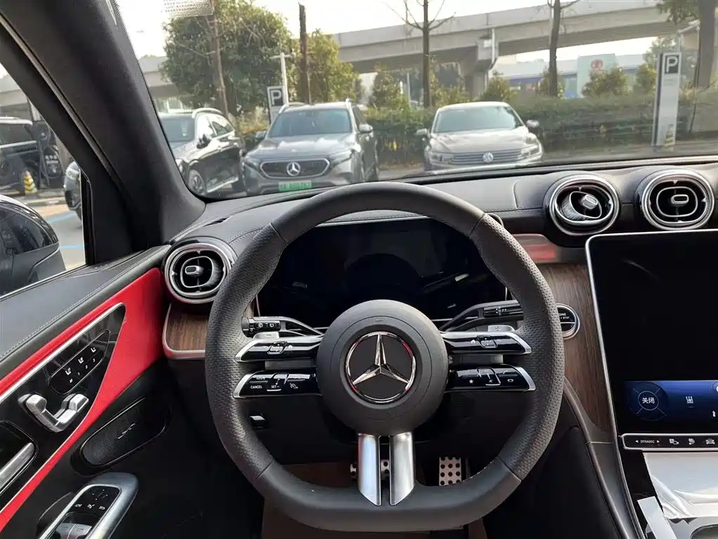 Mercedes-Benz Mercedes-Benz GLC Hybrid 2025 350 e L 4MATIC Collector's Edition 2026 - thumbnail 14