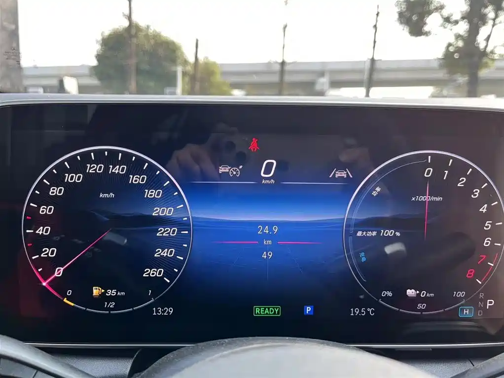 Mercedes-Benz Mercedes-Benz GLC Hybrid 2025 350 e L 4MATIC Collector's Edition 2026 - thumbnail 22