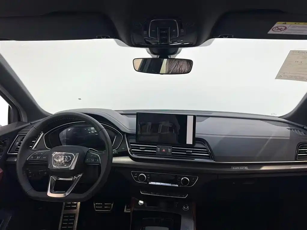 Audi Audi Q5L 2025 45th Anniversary Edition 40 TFSI Luxury Dynamic 2026 - thumbnail 7