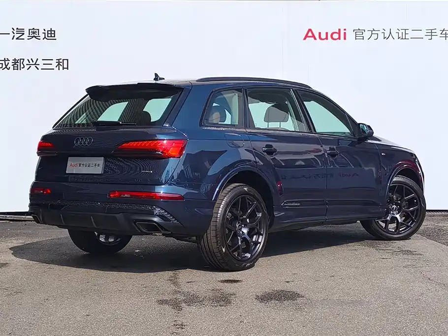 Audi Audi Q7 2025 45 TFSI quattro S line Black Knight Edition 2026 - thumbnail 4