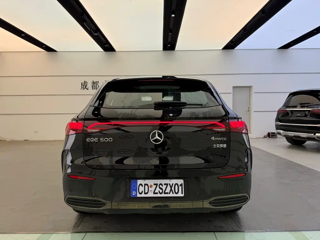 Mercedes-Benz Mercedes-Benz EQE SUV 2024 500 4MATIC Flagship Edition 2026 - thumbnail 6